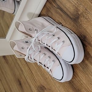 Light pink, platform, convers. Size 6.